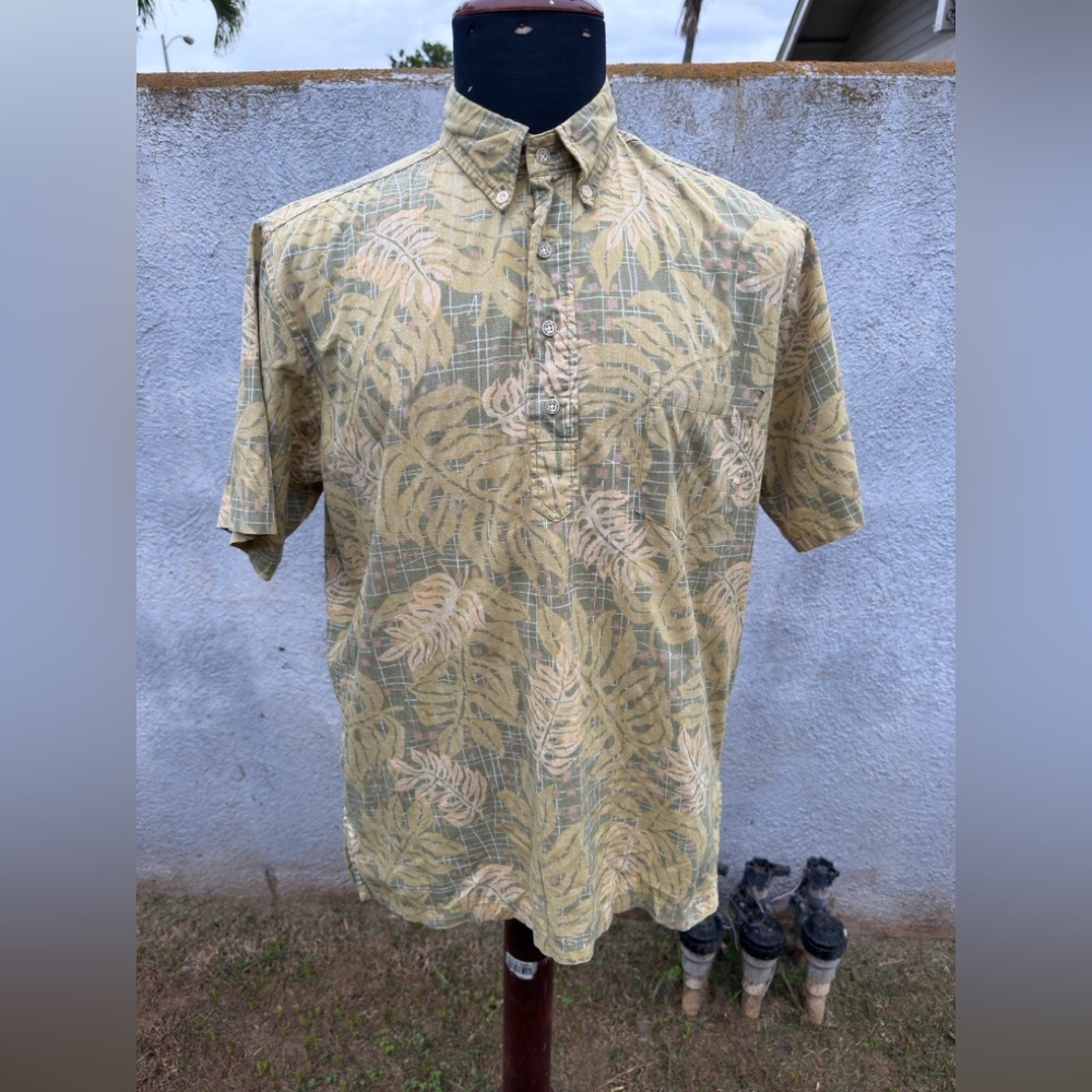 PreOwned Reyn Spooner Yellow Hawaiian Print Pullover Men's Medium